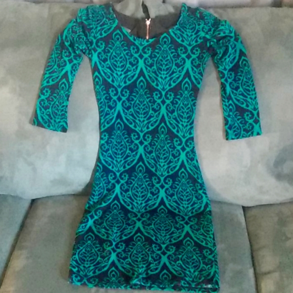 Dress - Picture 1 of 2